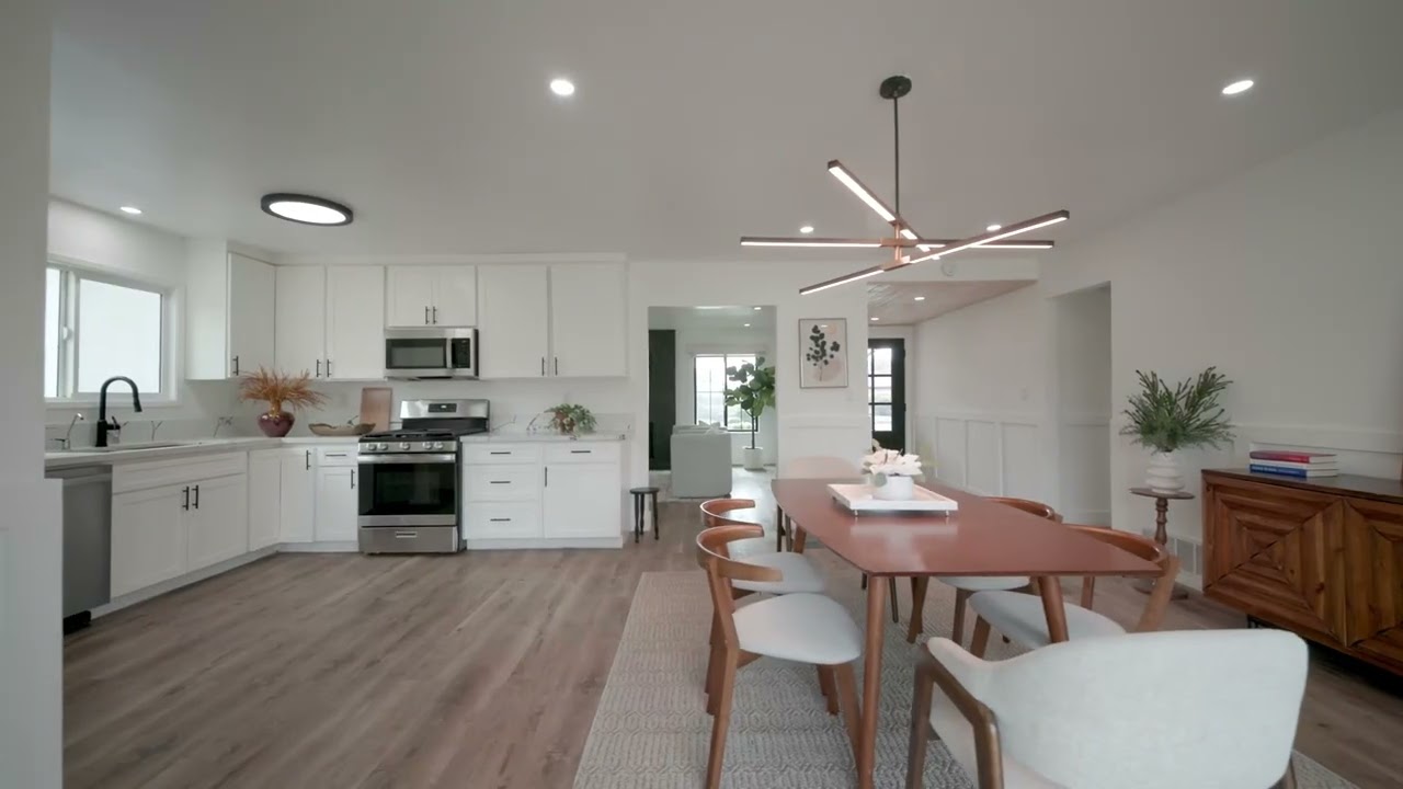Space, Sunlight, ADU & SB9 Potential in Prime Anaheim