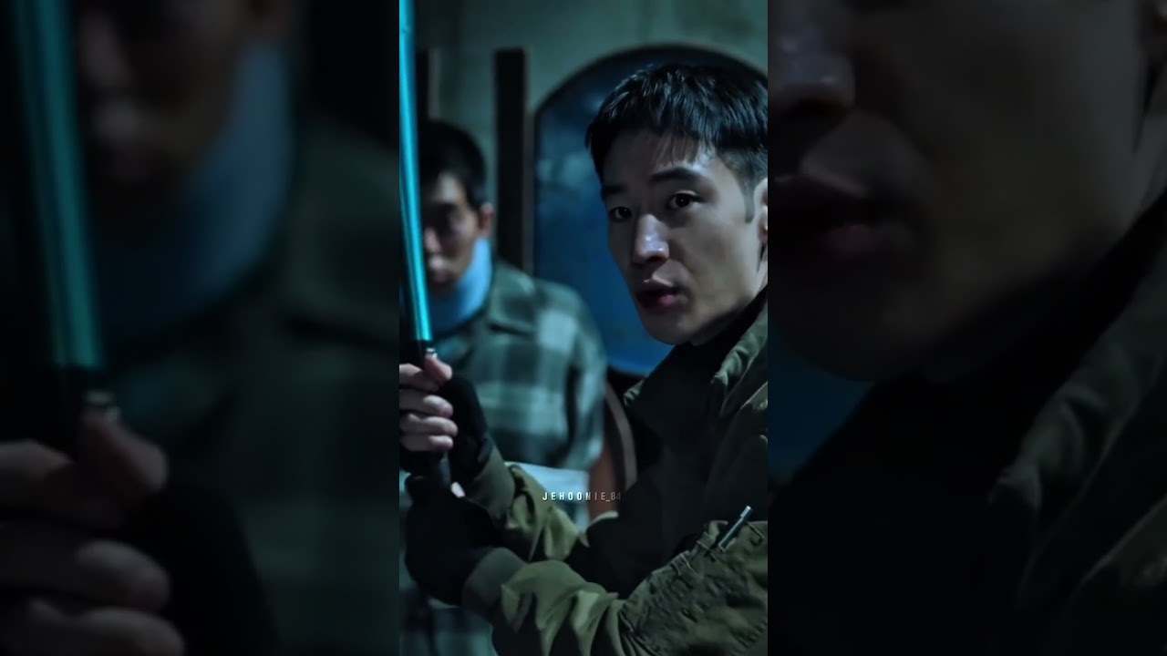 Lee Je Hoon in real life: ☺️🐶✌🏻In drama scenes: 🤬👹🥊 #이제훈 #leejehoon