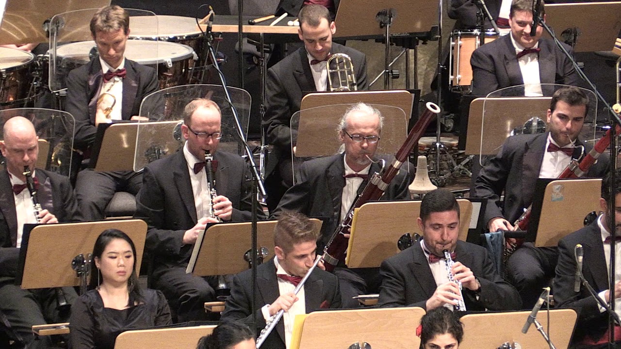 George Gershwin -  Rhapsody in Blue -  Kokits -  Albertin - Qatar Philharmonic Orchestra