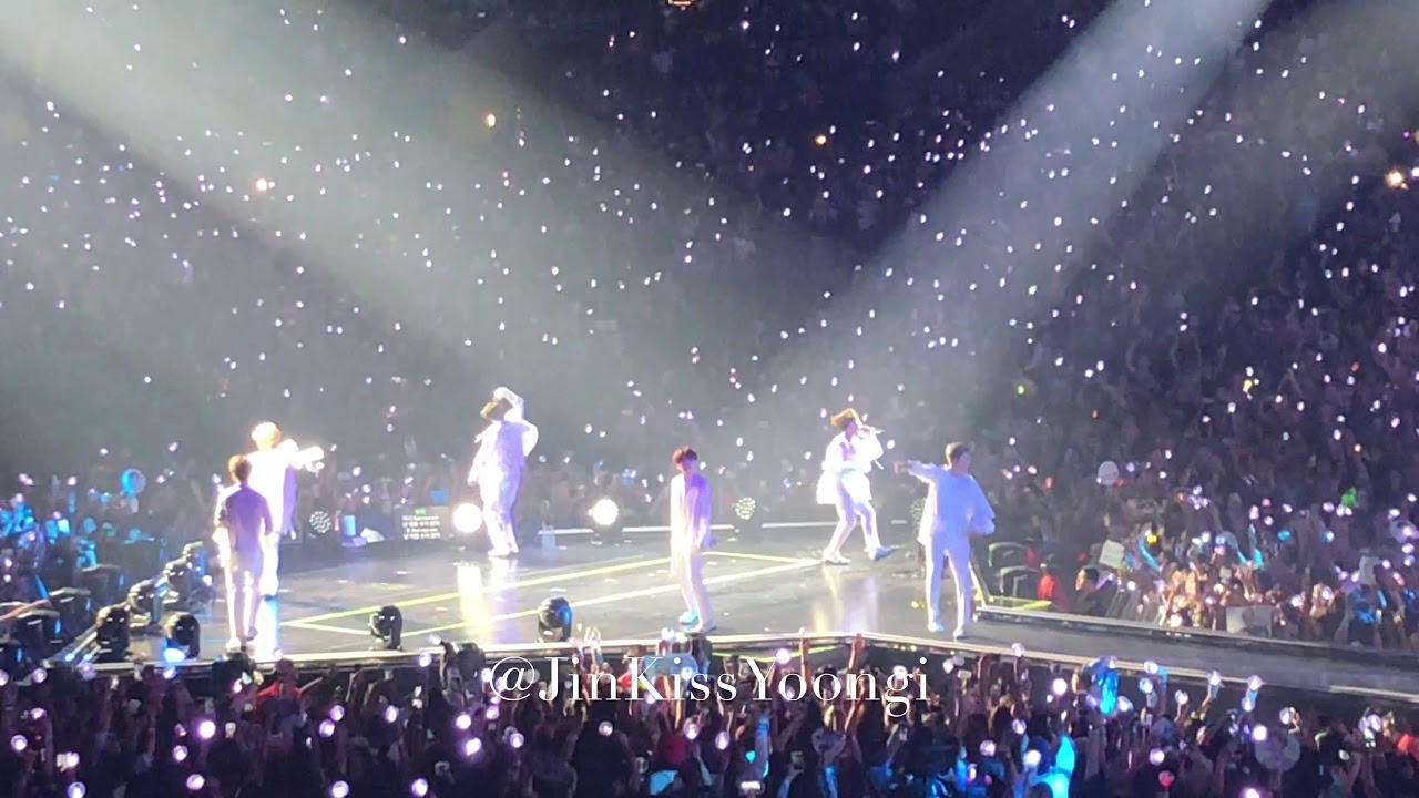 180909 BTS (방탄소년단) LY Tour LA - I Need U & Run