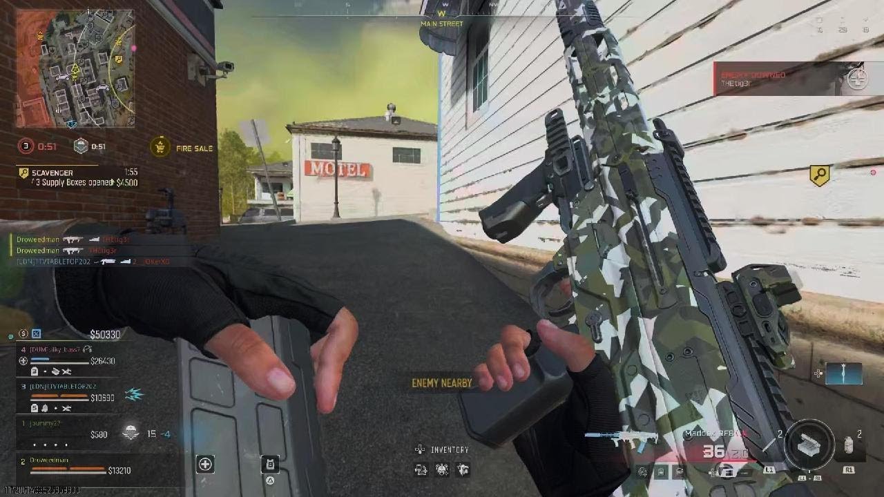 Warzone clutch