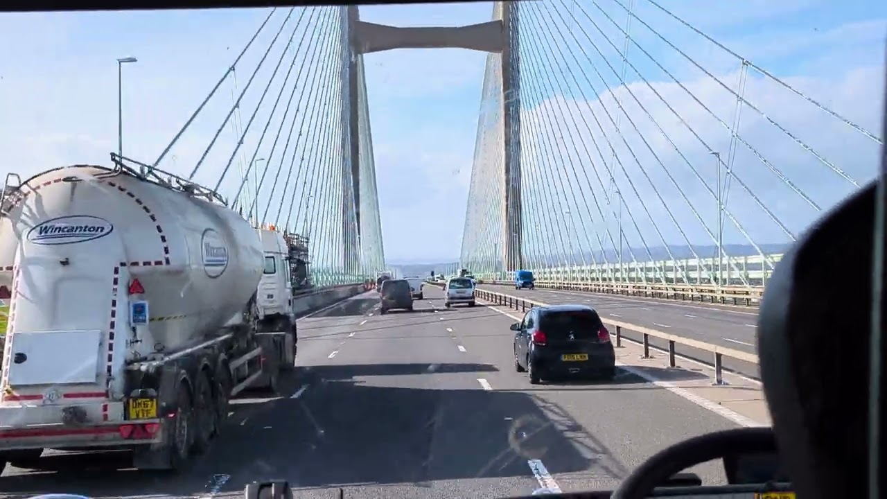 Driving over the Prince Of Wales Bridge (