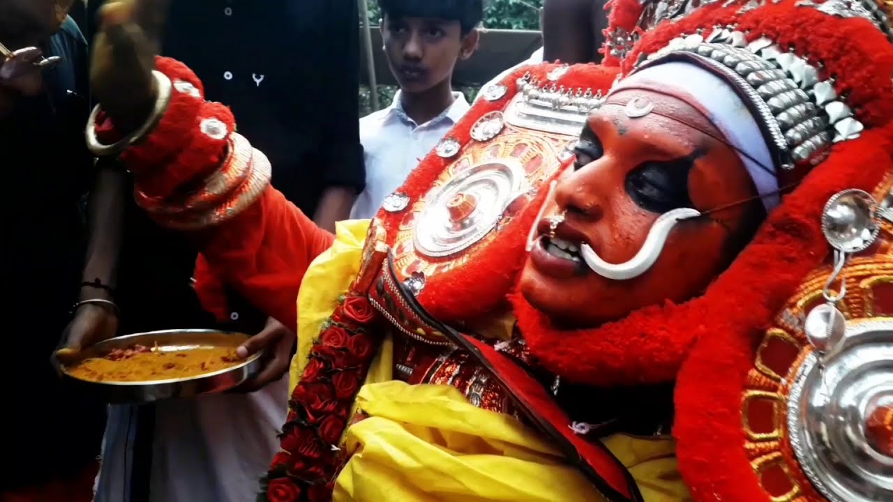 തിറയാട്ടം  Thira
