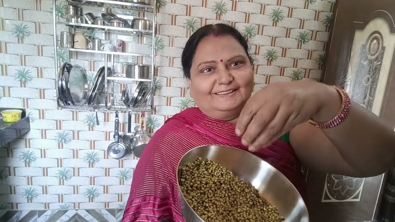 आज पता नहीं अंदर से बेचैनी हो रही थी