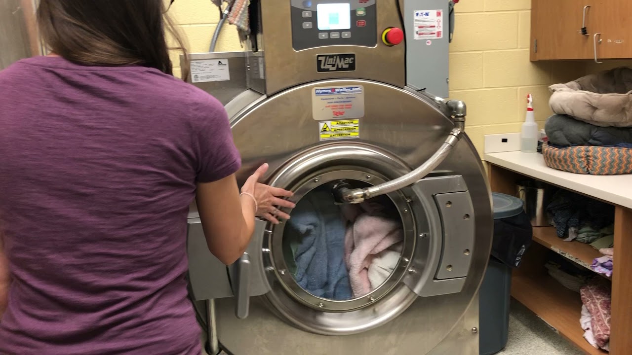 The commercial washing machine