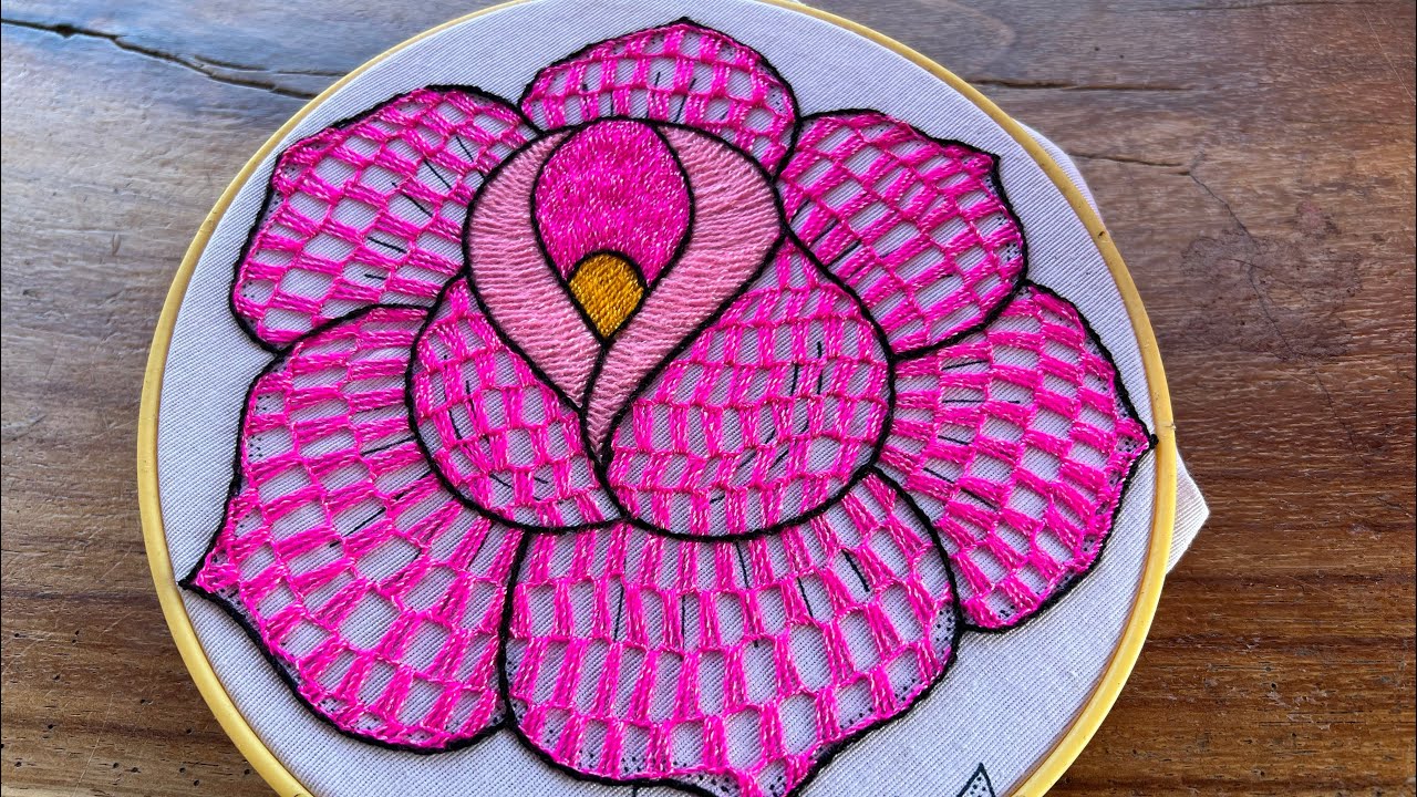 PUNTADA SENCILLA PARA ROSAS GRANDES 🌹@Tus ideas en bordados