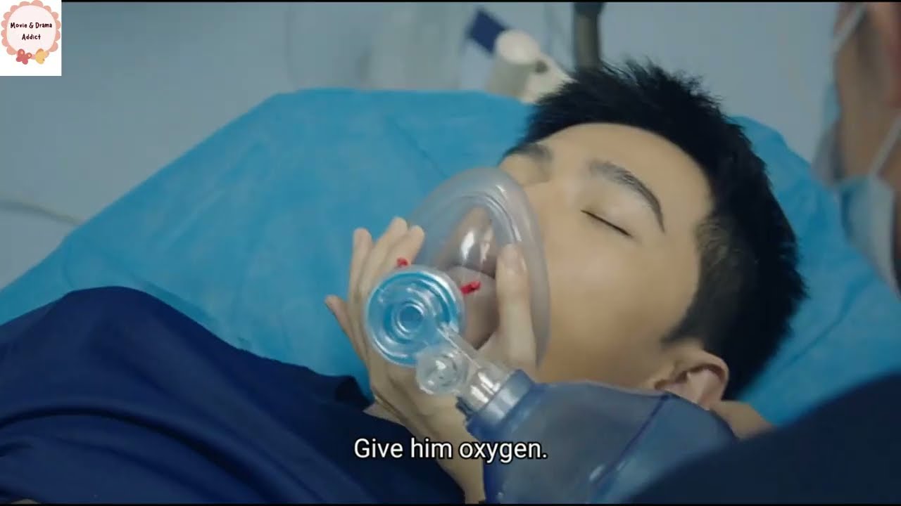 He was exposed to cyanide and lay helpless in front of his girlfriend🥺😢 sick male lead hurt scene