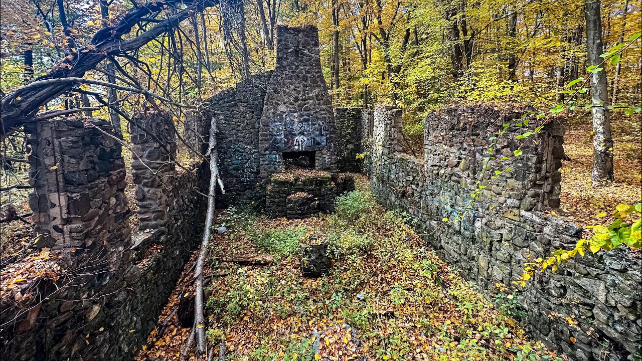 Exploring the abandoned Old Stanley Mansion Ruins in New Britain, Connecticut