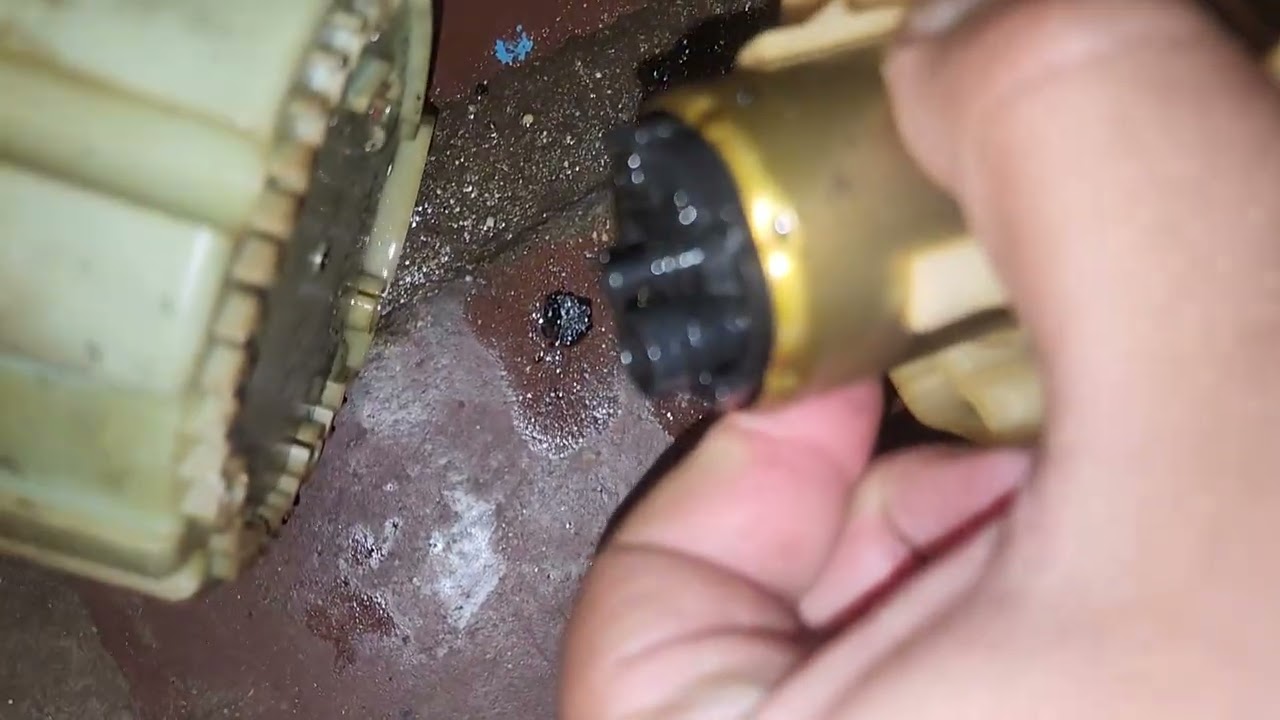 Mantenimiento a la bomba de gasolina y regulador de presión de gasolina de orinoco