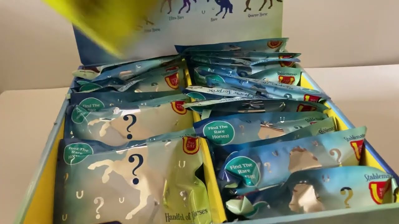 Breyer Mystery Surprise Series 3  Handful of Horses