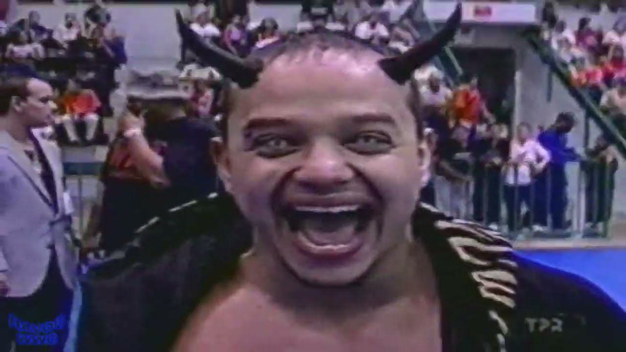 Rey Mysterio Jr. vs Eddie Colón vs Justin Sane - WWC (2002)