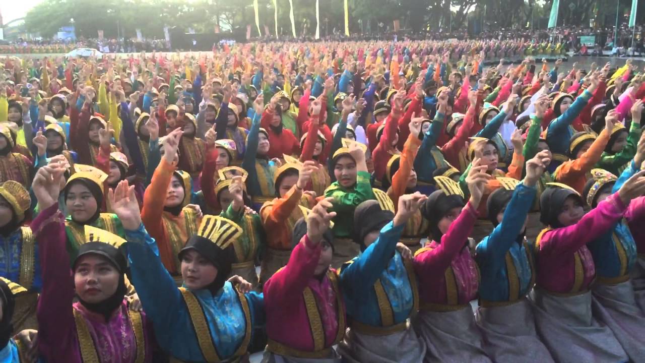 Ratoh Jaroe Massal 6600 penari, SMP, SMA, UNIV & SANGGAR Se Jabodetabek