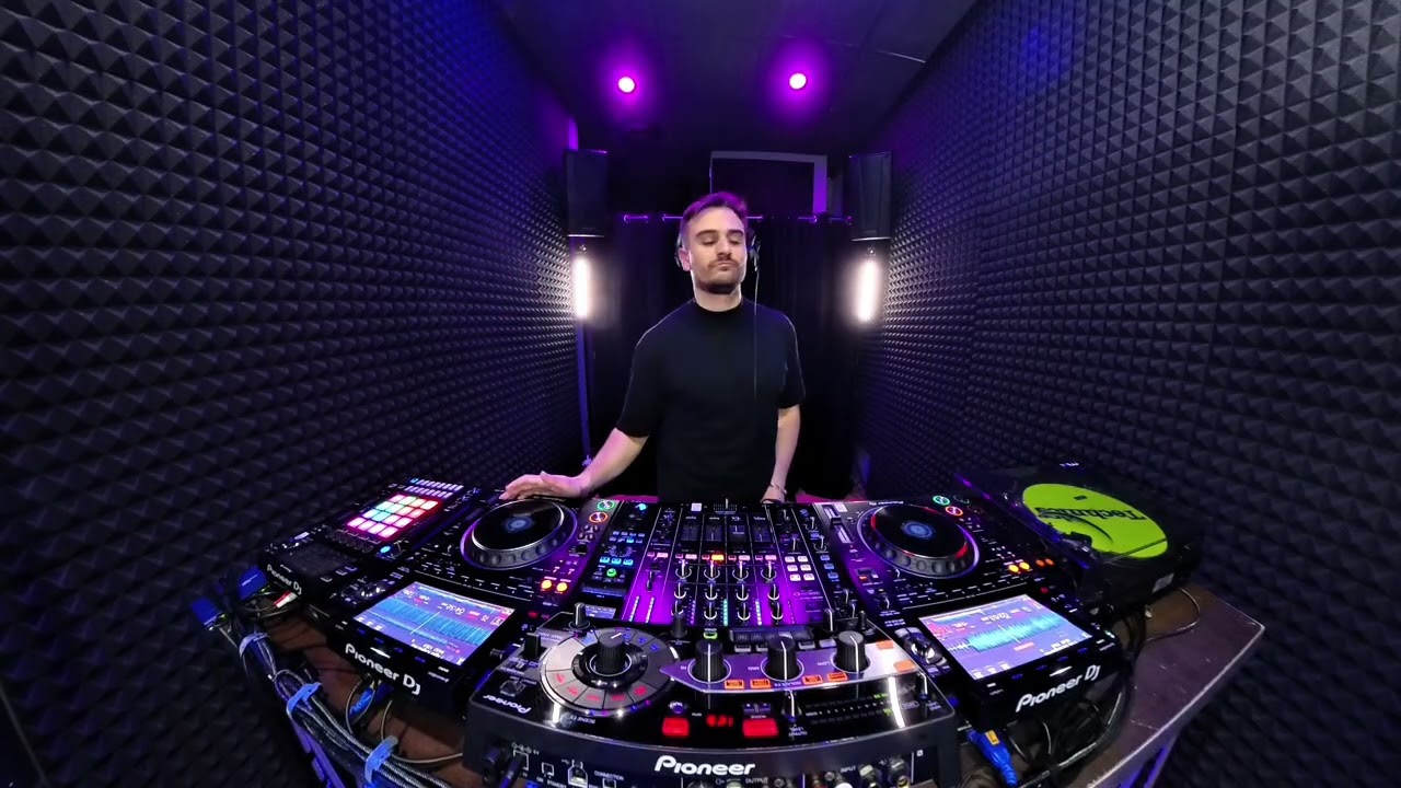 Melodic House & Techno | Episode 002