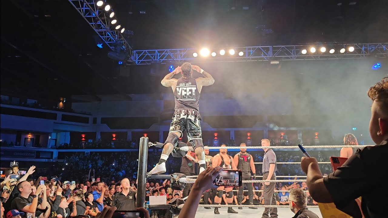 WWE JEY USO ENTRANCE CARDIFF 2025. REPEATS ENTRANCE 4 TIMES!!!