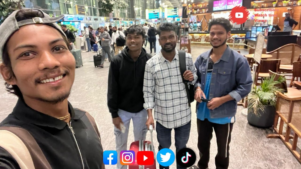 Bengaluru Airport ✈️!💬😊( Blogging ) 🤣@rahulbenjuya108 
