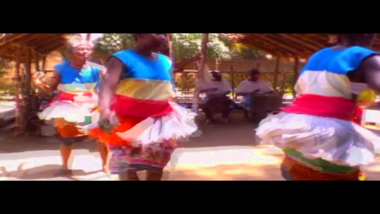 African dance of seduction - (part 1) .