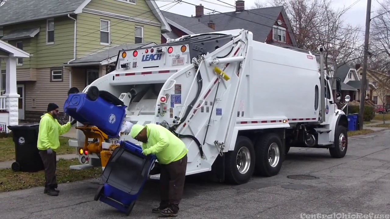 **Brand New** Freightliner M2 Leach 2R-III Recycling Truck