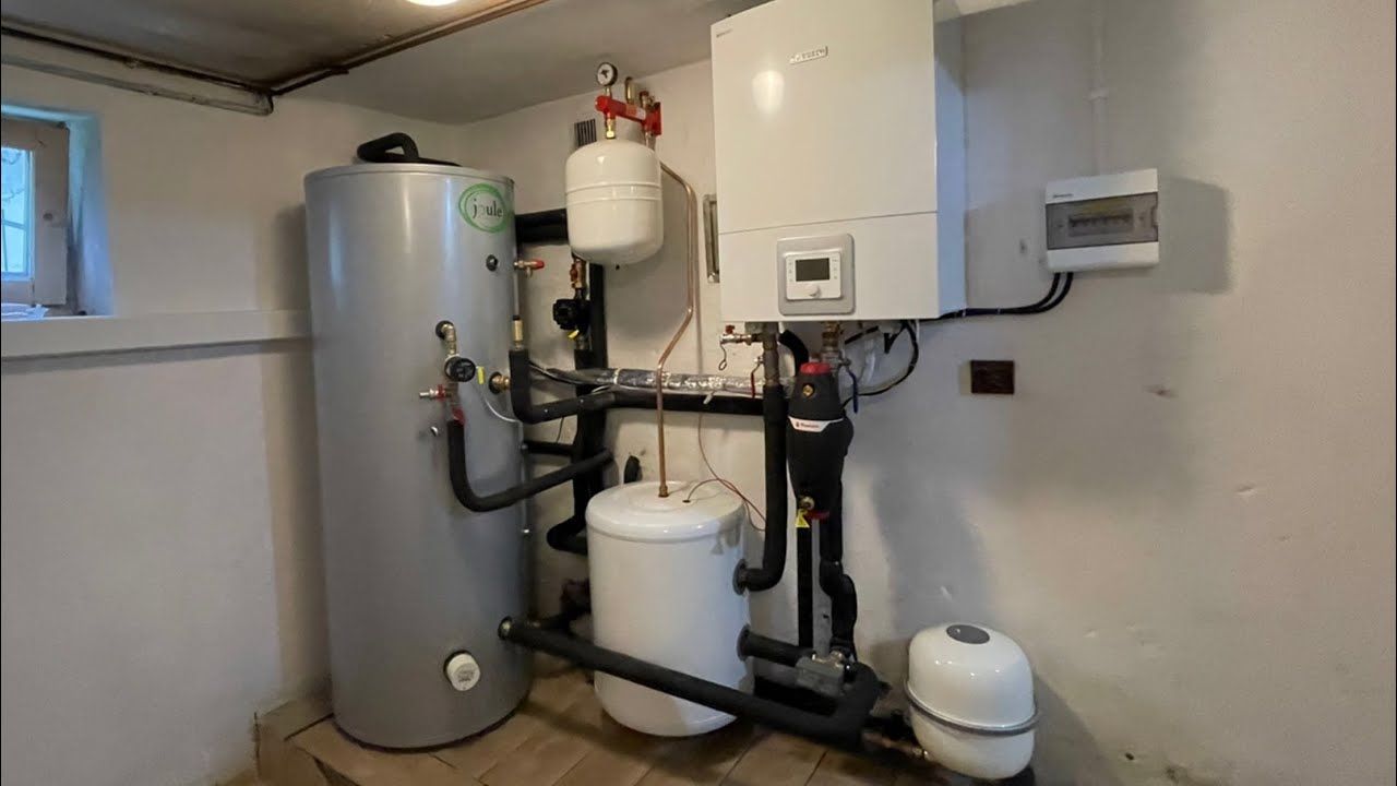 Wymiana kotła węglowego na pompę ciepła Bosch Compress 3000 AWS 11