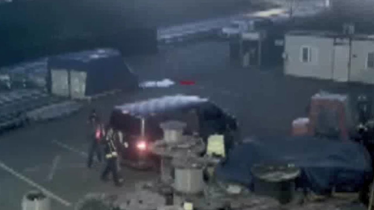 Pandemi hastanesi şantiyesine giren hırsızlar film gibi kovalamaca sonunda yakalandı