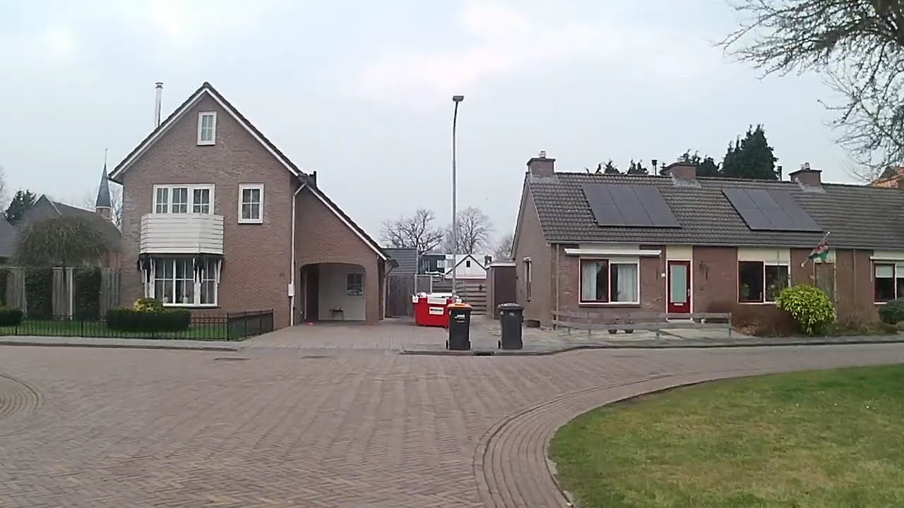 Nieuw Weerdinge tourtje door wijk, dierenparkje de Wenke 