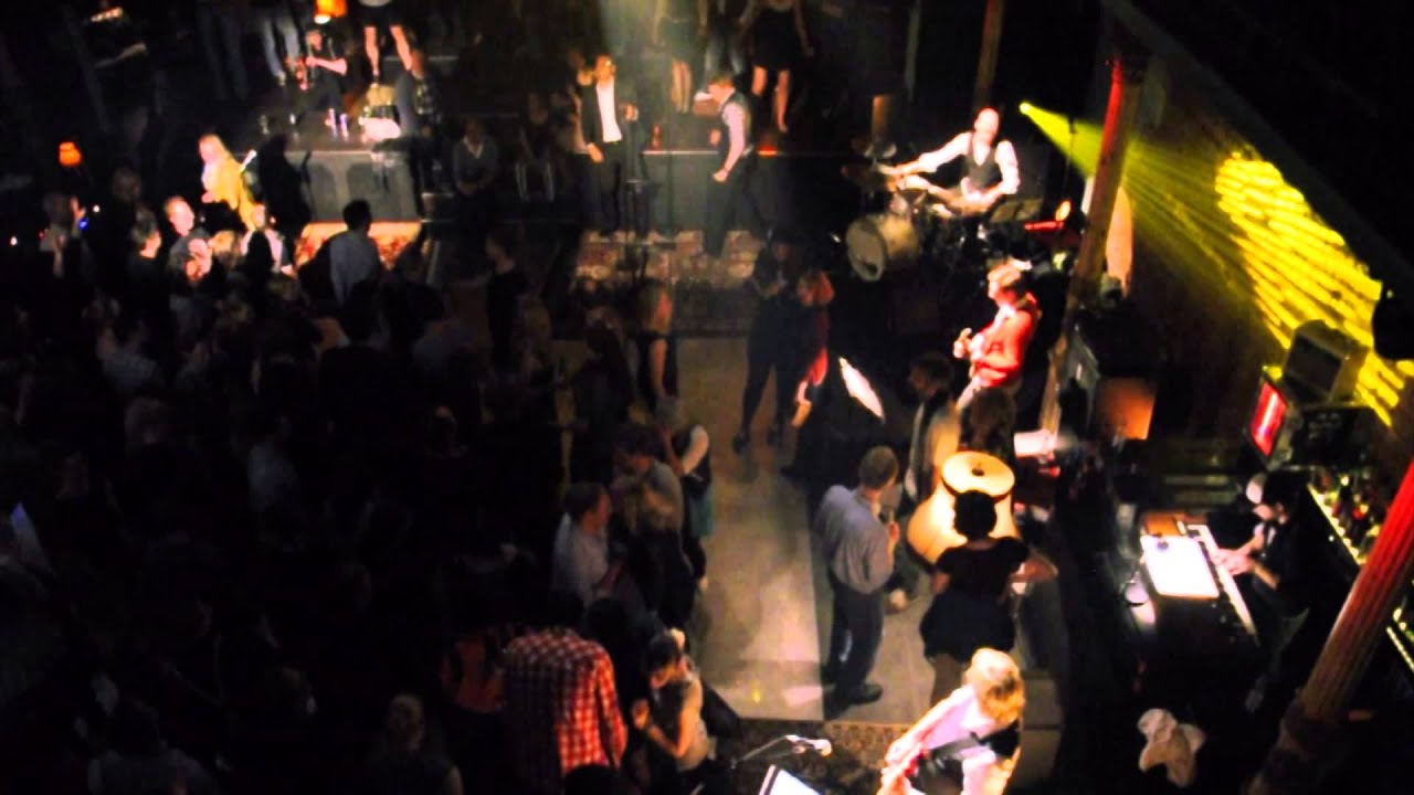 Savage Club // Einmal im Monat. Zw&ouml;lf Musiker. Eine Arena.