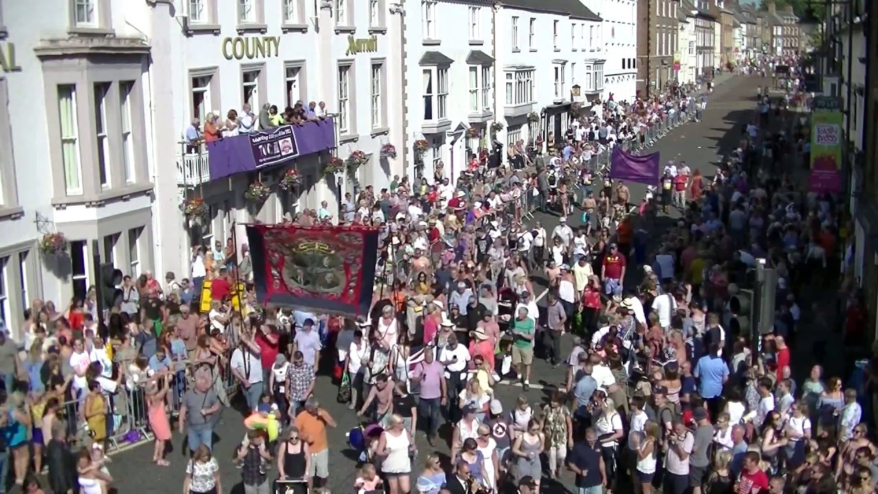 2018 Miners Gala - Fishburn going home