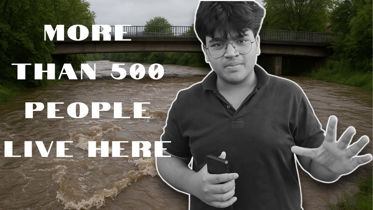Try To Help Poor People In This water Increase Level Crisis | Yamuna Flood (Distributing Clothes)