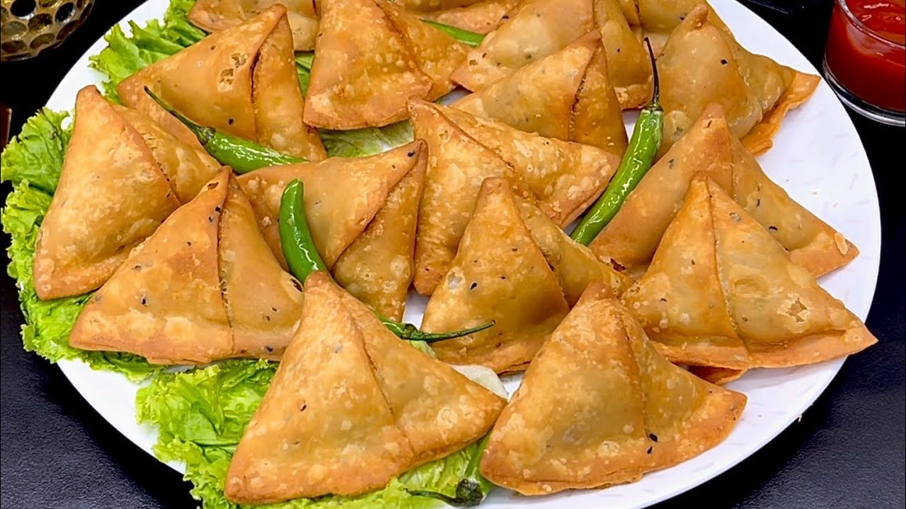 Ramzan Special Crispy Aloo Samosa Recipe For Iftar | The Perfect Iftar Delight |