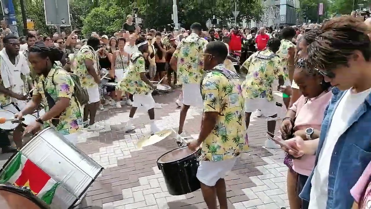 Rotterdam Zomercarnaval 2022 n'1