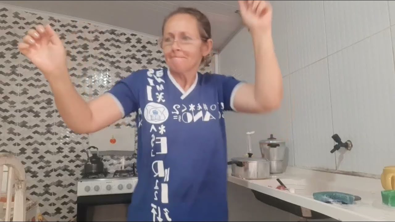 A GEILMA RESOLVEU AJEITAR O PR&Oacute;PRIO CABELO + ALMO&Ccedil;O 