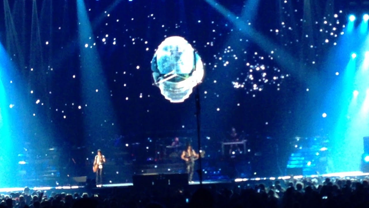 Guns 'n Roses - Toronto - Oct 29, 2017 - ACC - Knocking on Heavens Door & Nighttrain