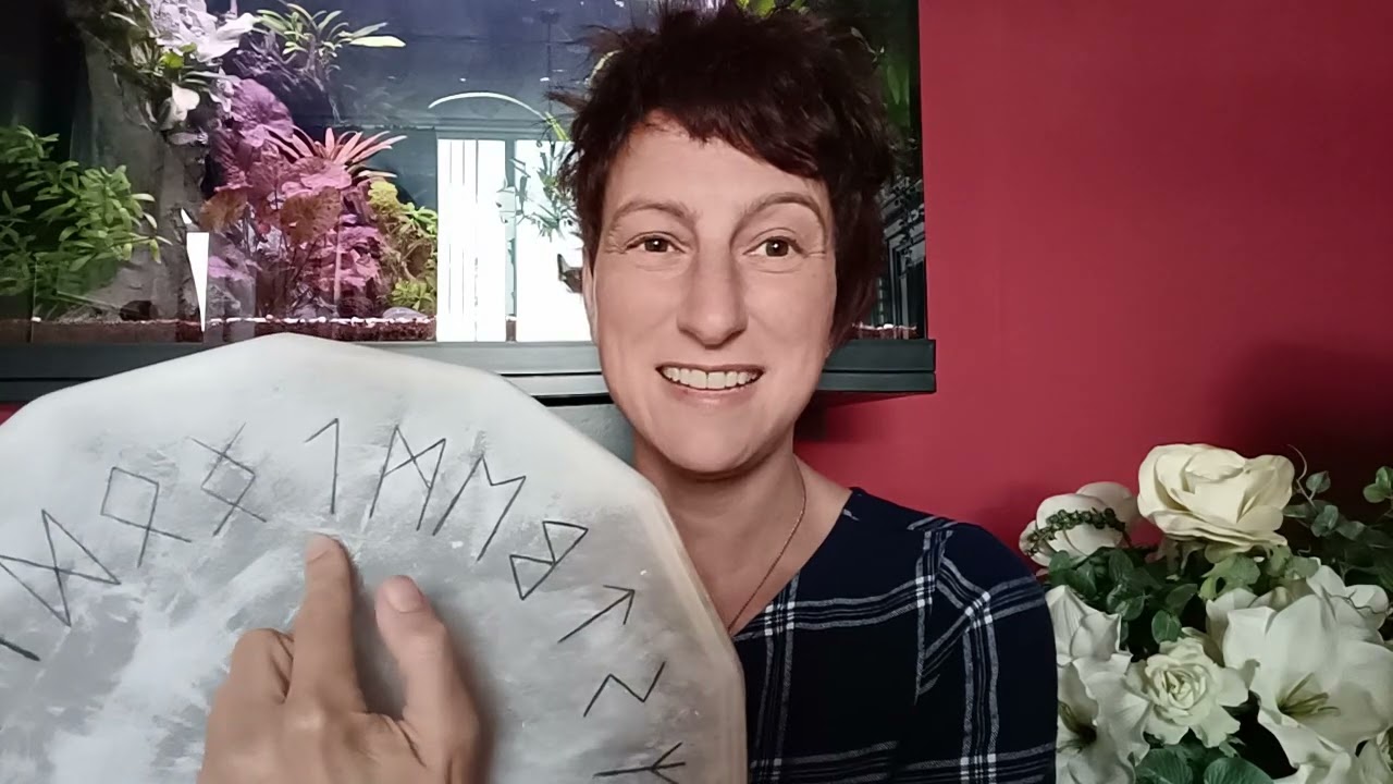Your Rune Reading Today | Meditative Message