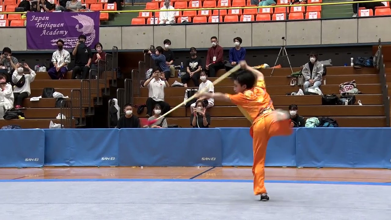 安良城基睦選手による特別演武・槍術（Qiangshu）／「いちご一会とちぎ国体武術太極拳競技会」アトラクション