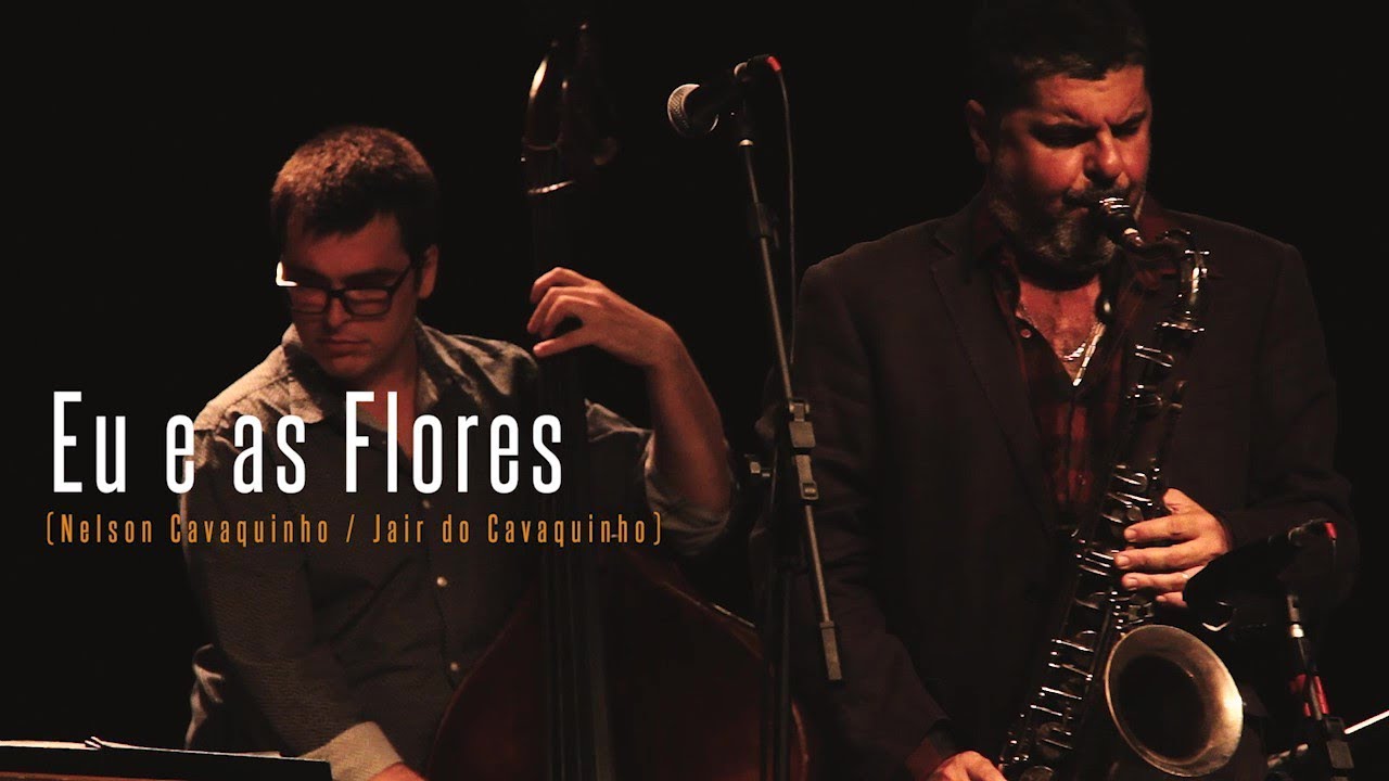 Eu e as Flores (Nelson Cavaquinho/Jair do Cavaquinho) _ Eduardo Neves ao vivo no Teatro Ipanema