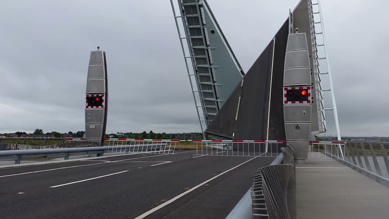 Poole Twin Sails Lift Bridge (Dorset)
