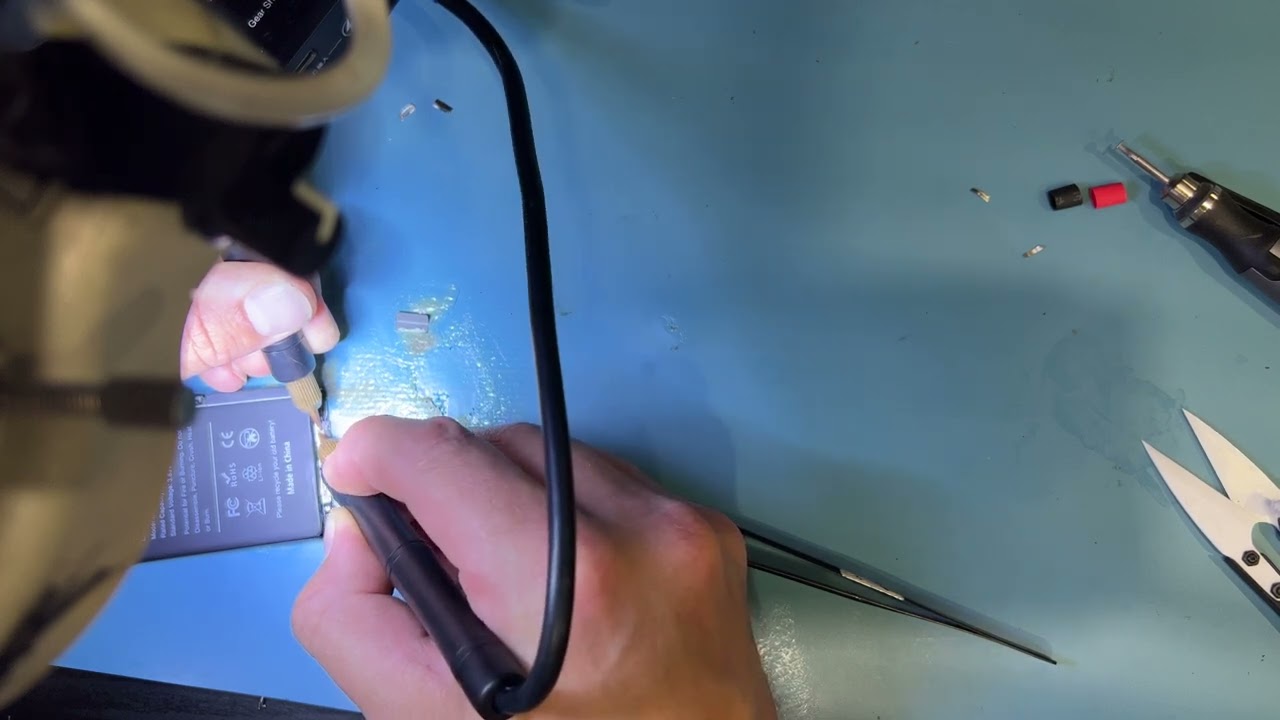 How to replace iPhone battery without a Non Genuine Message. BMS Swap Battery Tutorial 100% health