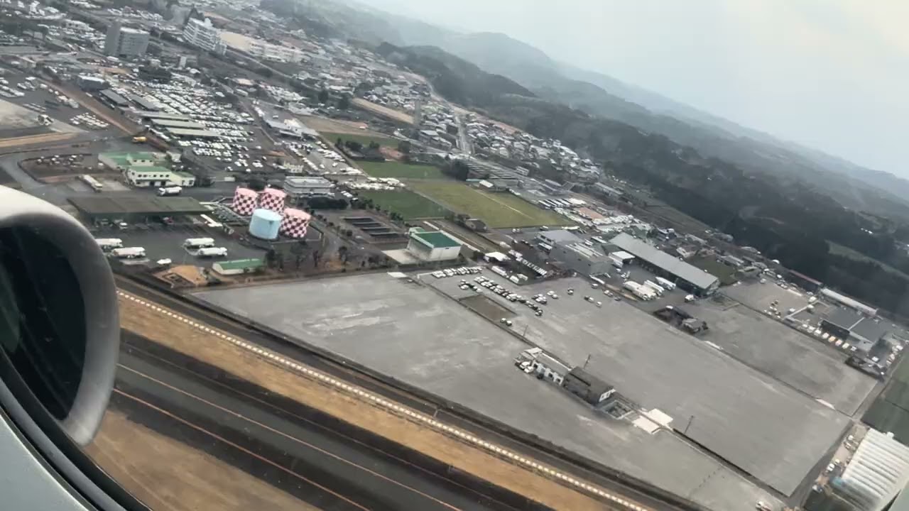 鹿児島空港ANA 626便エアバスA321は離陸スタートシーン