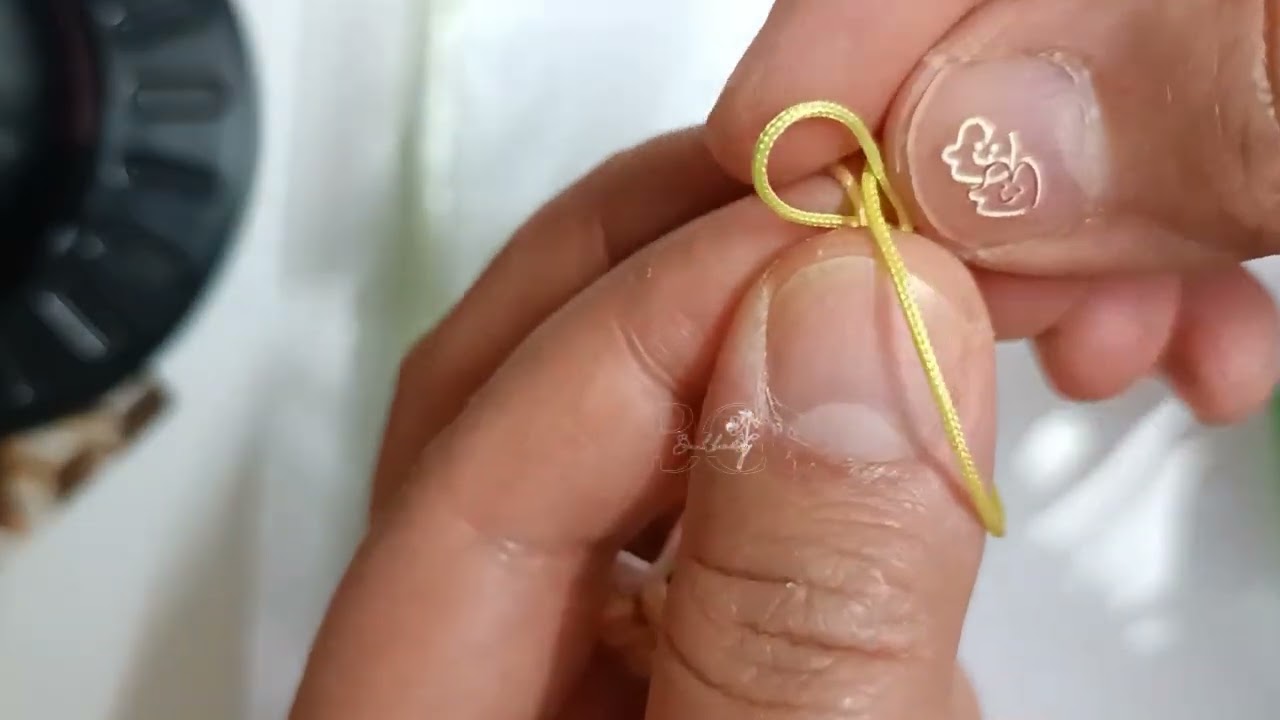 Nút thắt đuôi vòng handmade