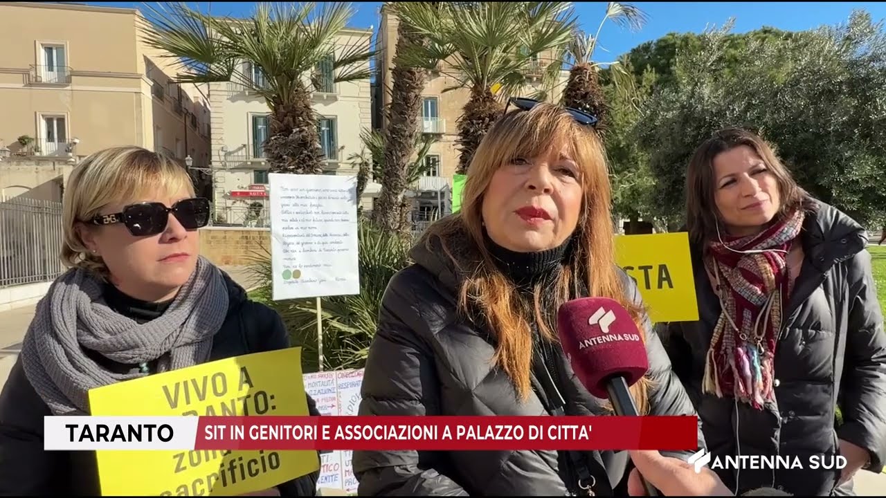 30 GENNAIO 2026   TARANTO   SIT IN GENITORI E ASSOCIAZIONI A PALAZZO DI CITTA'