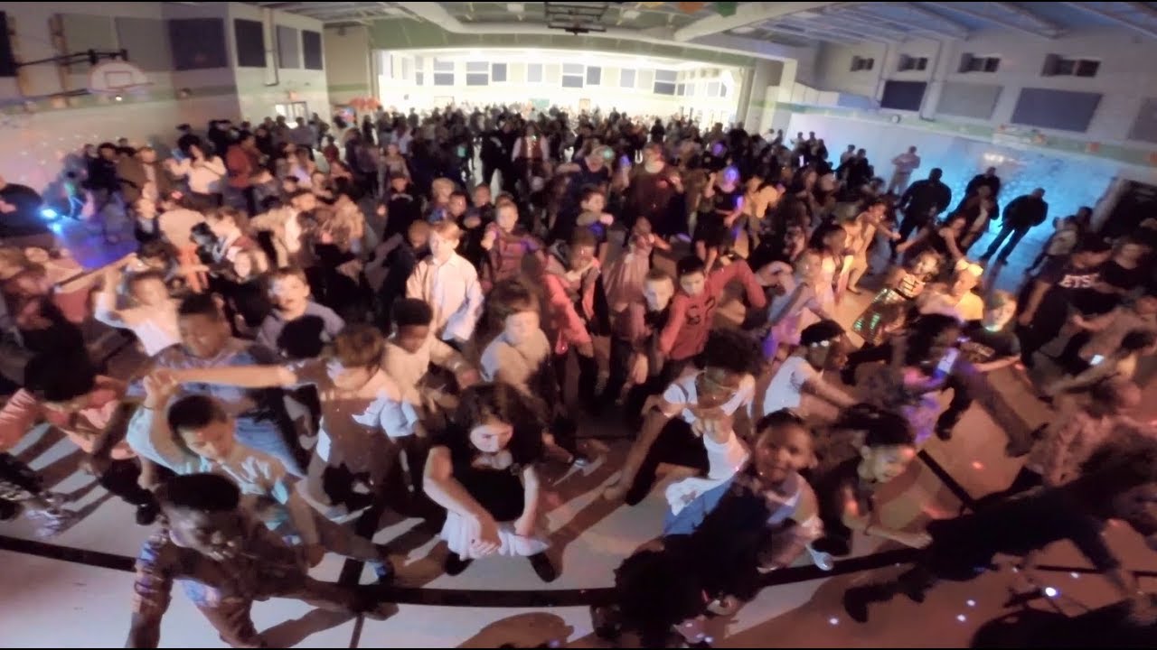 East Ridge Elementary School Holiday Party, Chattanooga, TN | 12/9/16 | w/ DJ Mark, With Class | HD
