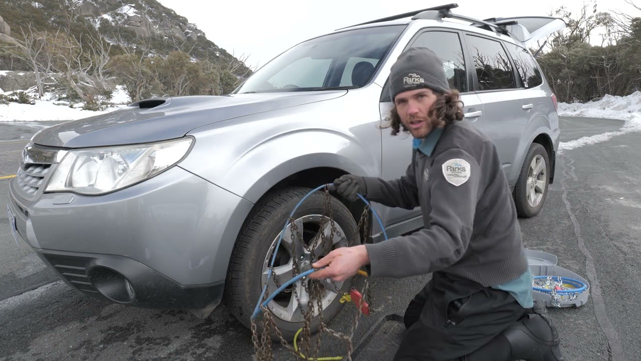 How to fit snow chains | Mount Buffalo National Park