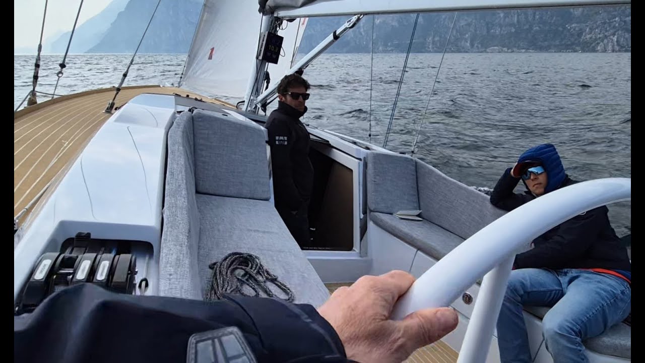 Grand Soleil Blue: il test a Malcesine con intervista a Matteo Polli e tour interni