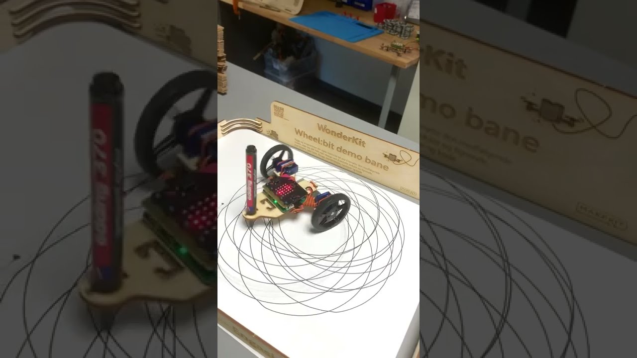 Wheel:bit getting dizzy making circular art