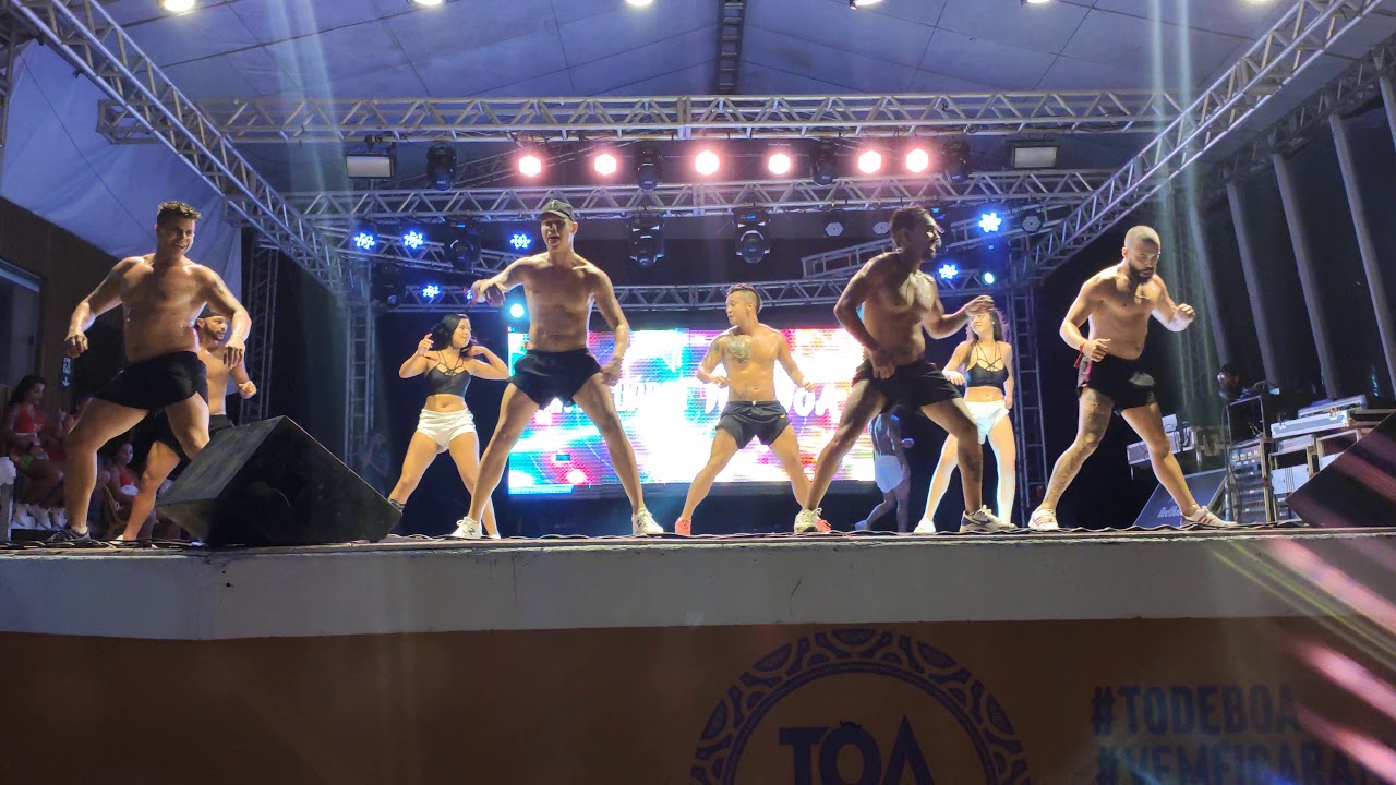 Swing sangue bom(Harmonia do samba) | CiaMedleyShow  em Porto Seguro-BA 2020