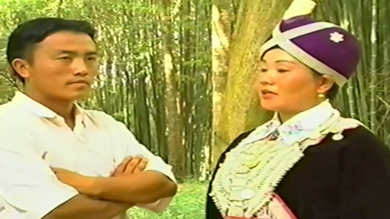 kwv txhiaj - Kum Xyooj & Maiv Yaj
