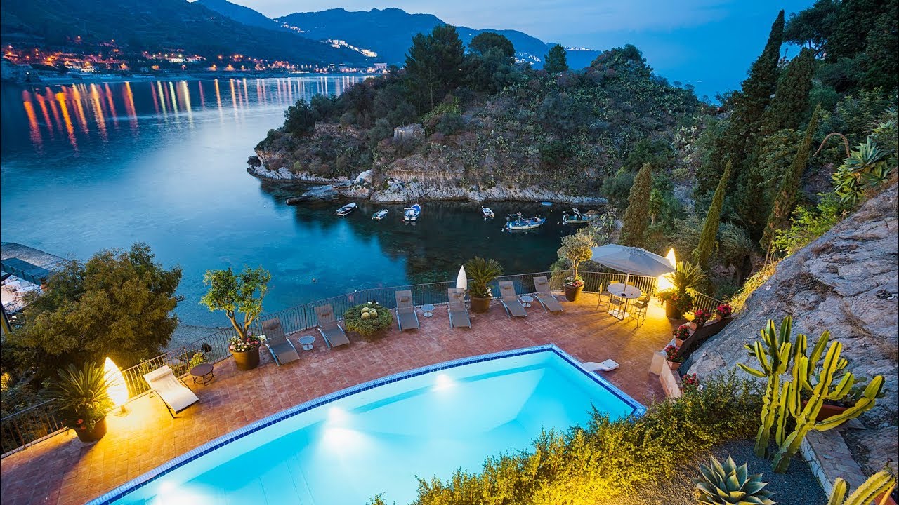 Di Casa In Sicilia | LUXURY VILLA WITH POOL TOUR | Villa Taormina, Taormina (Sicily)