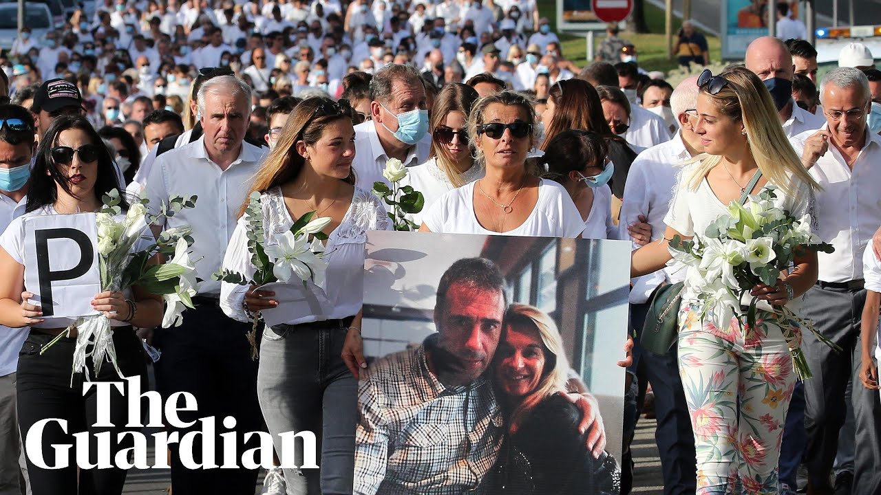 Thousands march for French bus driver who died after attack by passengers over face masks