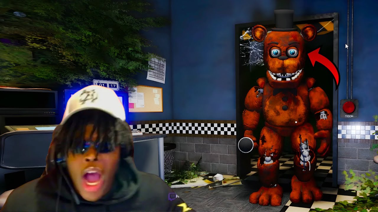 THESE ANIMATRONICS CHASE YOU AT FULL SPEED..