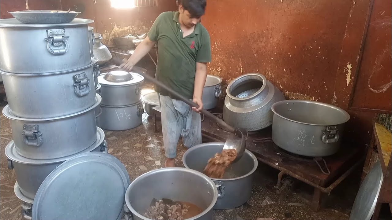 Karachi Degi Beef Biryani Recipe How To Cook A Huge Lot Of Biryani in Pakistani Wedding Ceremony's