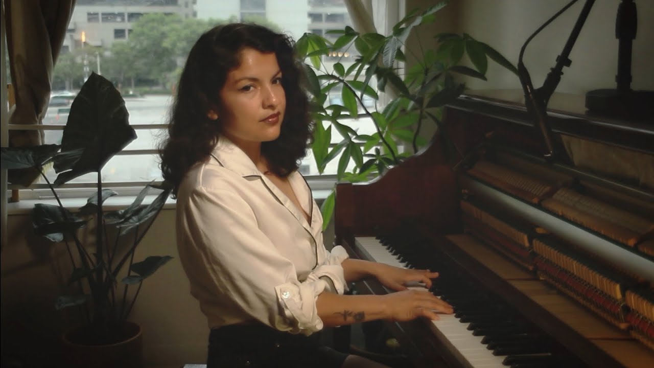 Irene Diaz | Piano Diaries Meditations (No. 5) 432hz - Focus and Relax